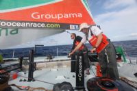 Groupama dans la Volvo Ocean Race : Etape 1 - Jour 10 : Reprendre le fil. Publié le 15/11/11